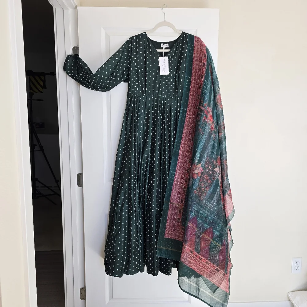 Idaho Anarkali Pishwas Maxi Dress - 42" XL Green (Indian Size 3XL) - Picture 3 of 16